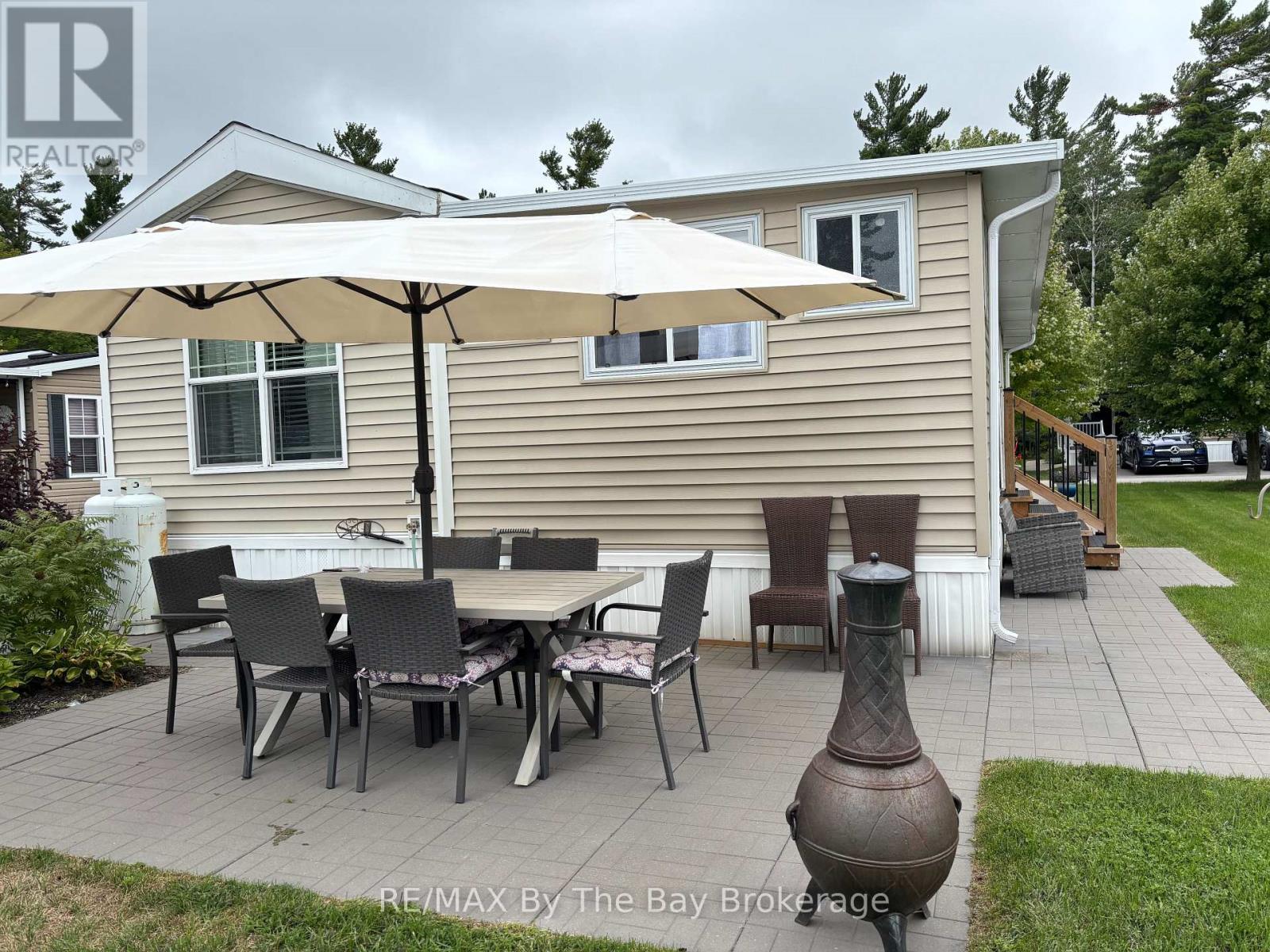 108 Madawaska Trail, Wasaga Beach, Ontario  L9Z 1X7 - Photo 31 - S12368163