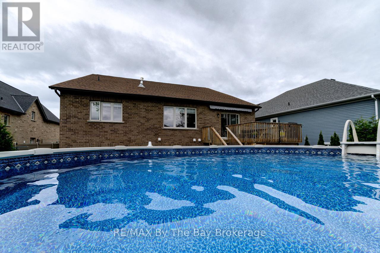 287 Robinson Road, Wasaga Beach, Ontario  L9Z 3A3 - Photo 31 - S12368222