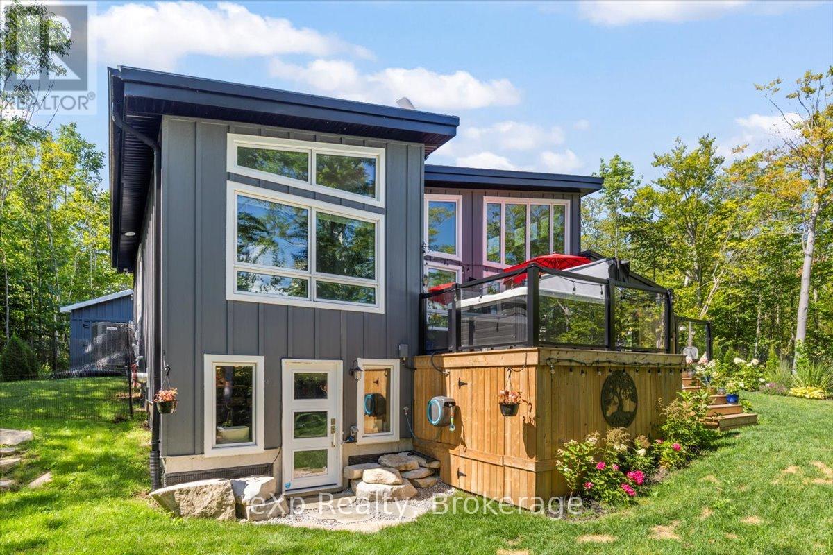 78 Maple Drive, Northern Bruce Peninsula, Ontario  N0H 1Z0 - Photo 41 - X12368201