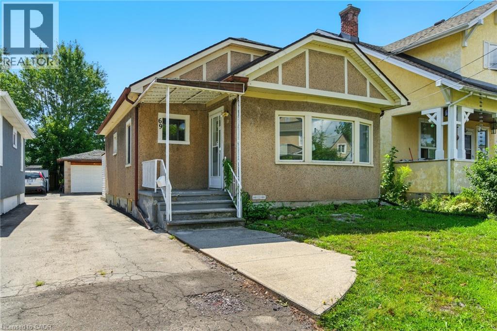 69 Griffith Street, Welland, Ontario  L3B 4G6 - Photo 2 - 40764092