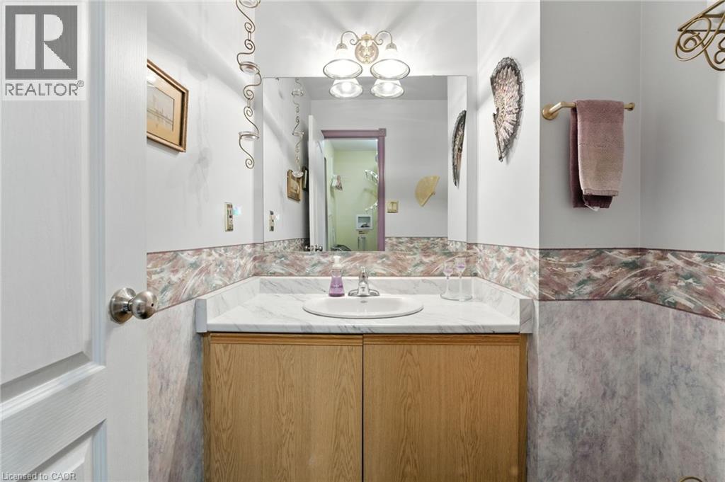 2194 Silverbirch Court, Burlington, Ontario  L7M 3H7 - Photo 14 - 40764250
