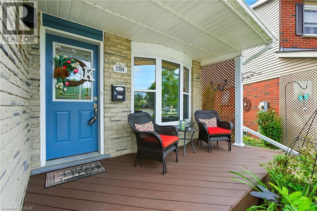 2194 Silverbirch Court, Burlington, Ontario  L7M 3H7 - Photo 3 - 40764250