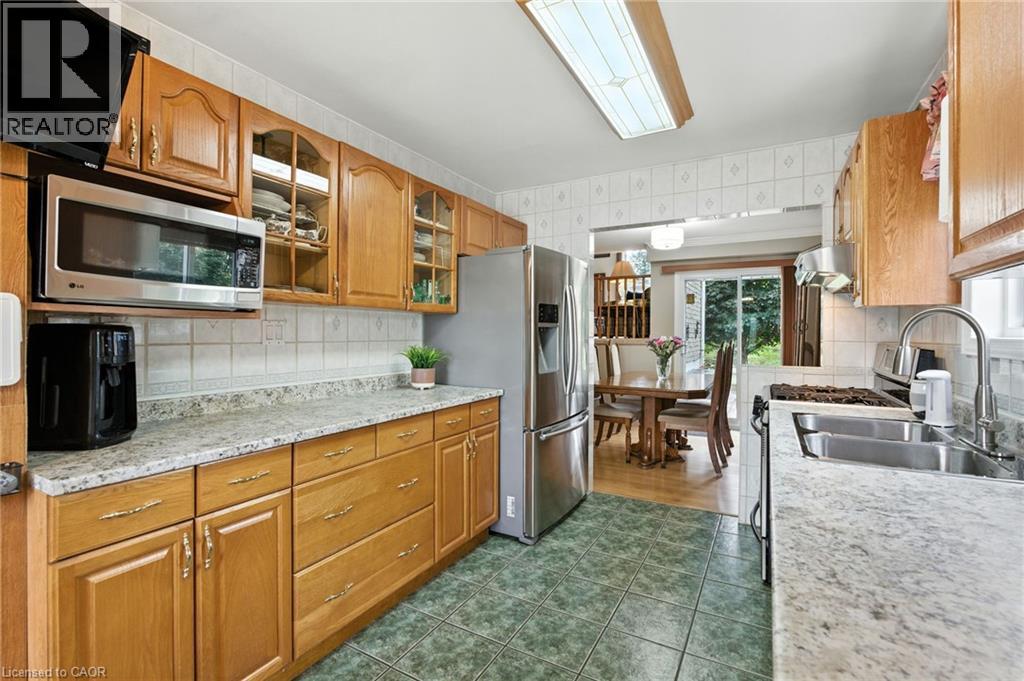 2194 Silverbirch Court, Burlington, Ontario  L7M 3H7 - Photo 9 - 40764250