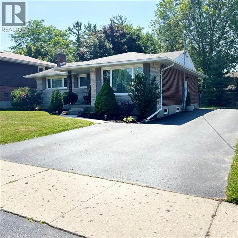 83 Burbank Road Unit# 2, Kitchener, Ontario  N2B 1E3 - Photo 2 - 40764322
