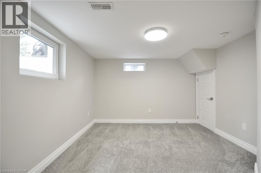 83 Burbank Road Unit# 2, Kitchener, Ontario  N2B 1E3 - Photo 20 - 40764322
