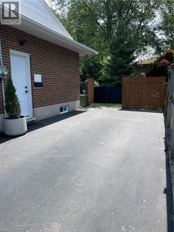 83 Burbank Road Unit# 2, Kitchener, Ontario  N2B 1E3 - Photo 5 - 40764322