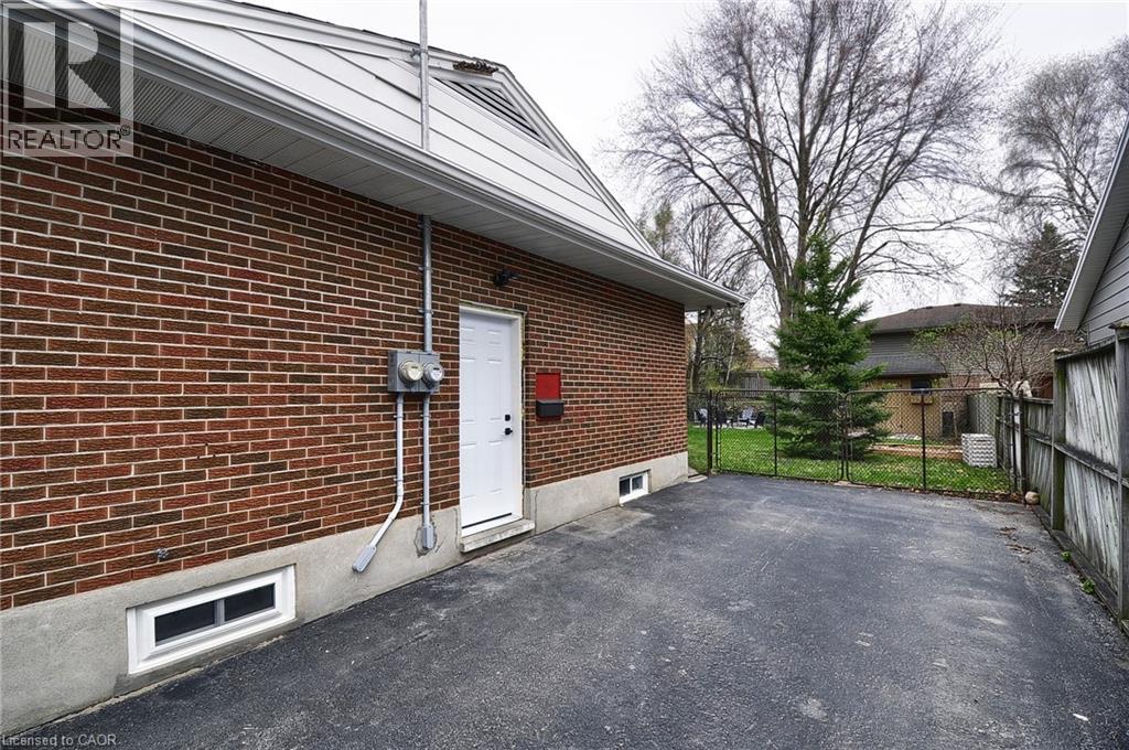 83 Burbank Road Unit# 2, Kitchener, Ontario  N2B 1E3 - Photo 9 - 40764322