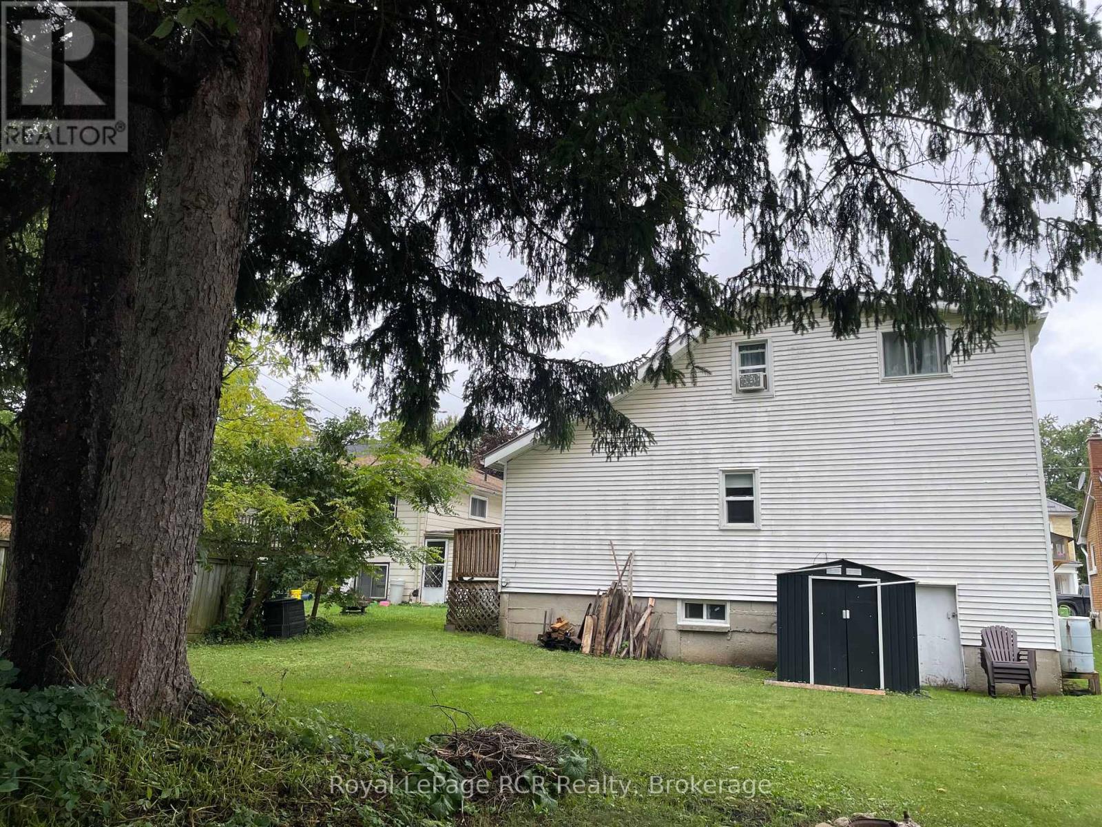 114 Victoria Street S, Brockton, Ontario  N0G 2V0 - Photo 2 - X12368550