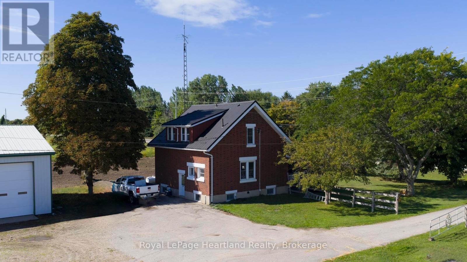 82376 Bluewater Highway, Ashfield-Colborne-Wawanosh, Ontario  N7A 3Y3 - Photo 42 - X12368613