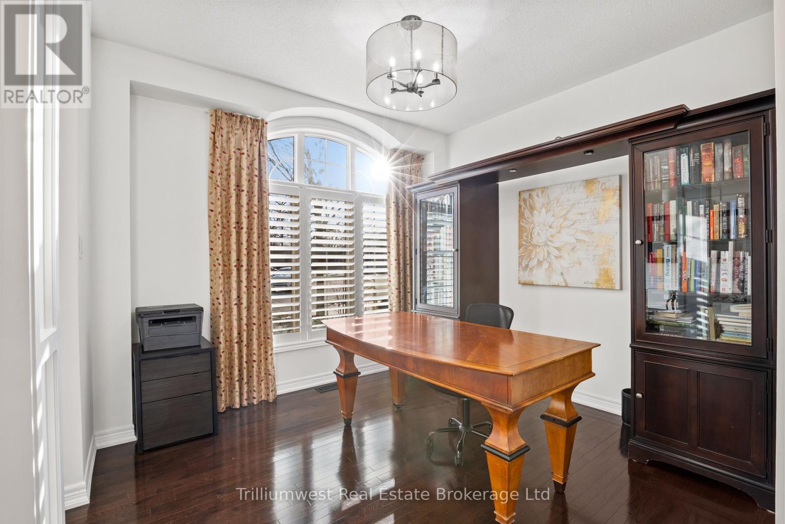 227 Beechtree Crescent, Oakville, Ontario  L6L 0A5 - Photo 10 - W12368722