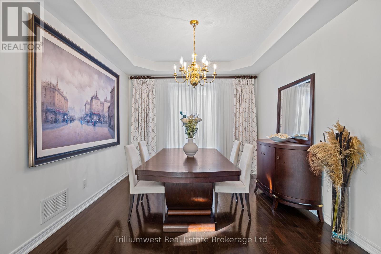 227 Beechtree Crescent, Oakville, Ontario  L6L 0A5 - Photo 12 - W12368722