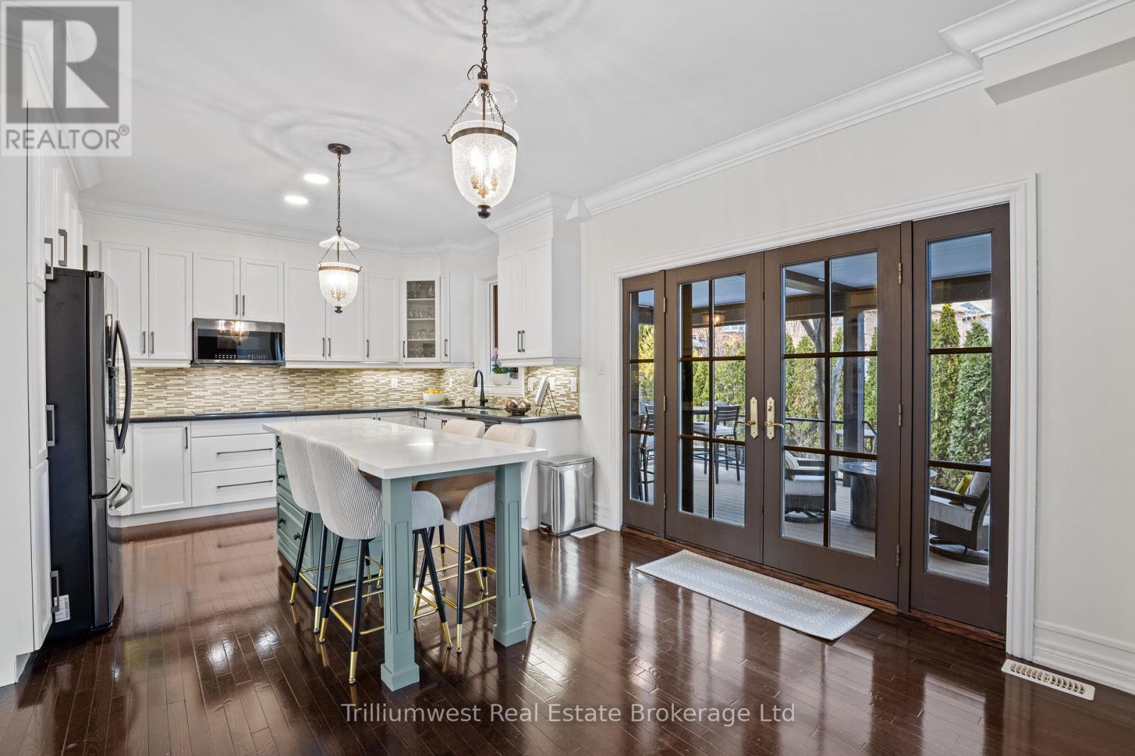 227 Beechtree Crescent, Oakville, Ontario  L6L 0A5 - Photo 14 - W12368722