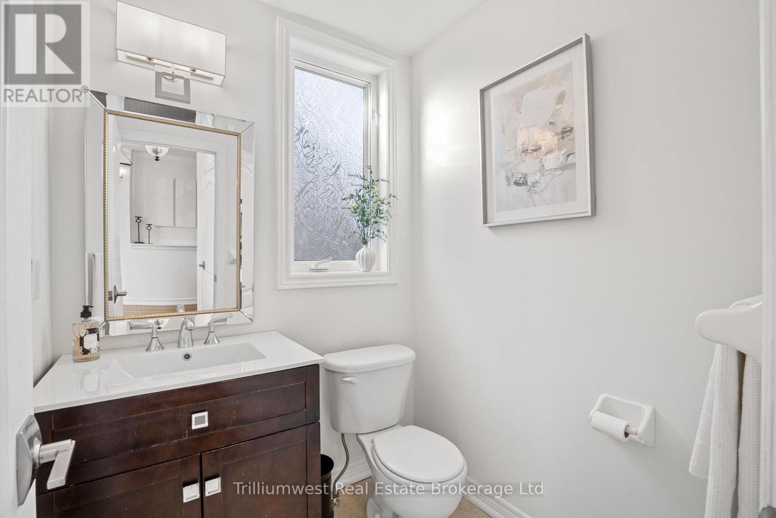 227 Beechtree Crescent, Oakville, Ontario  L6L 0A5 - Photo 18 - W12368722