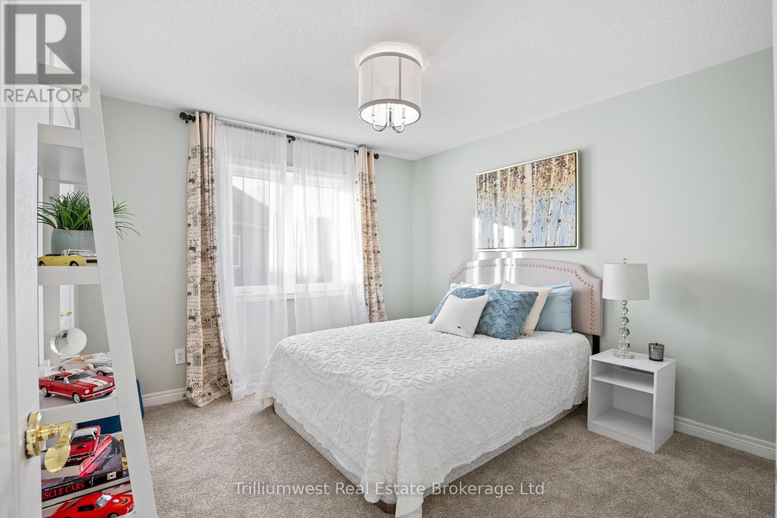 227 Beechtree Crescent, Oakville, Ontario  L6L 0A5 - Photo 30 - W12368722