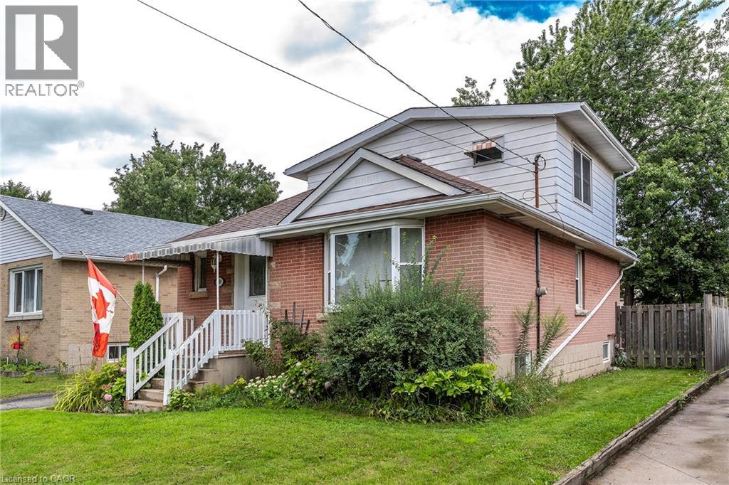 330 East 15th Street, Hamilton, Ontario  L9A 4G5 - Photo 3 - 40764402