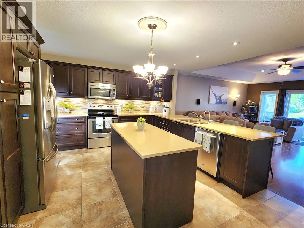 501 Isaiah Crescent, Kitchener, Ontario  N2E 0B4 - Photo 6 - 40756124