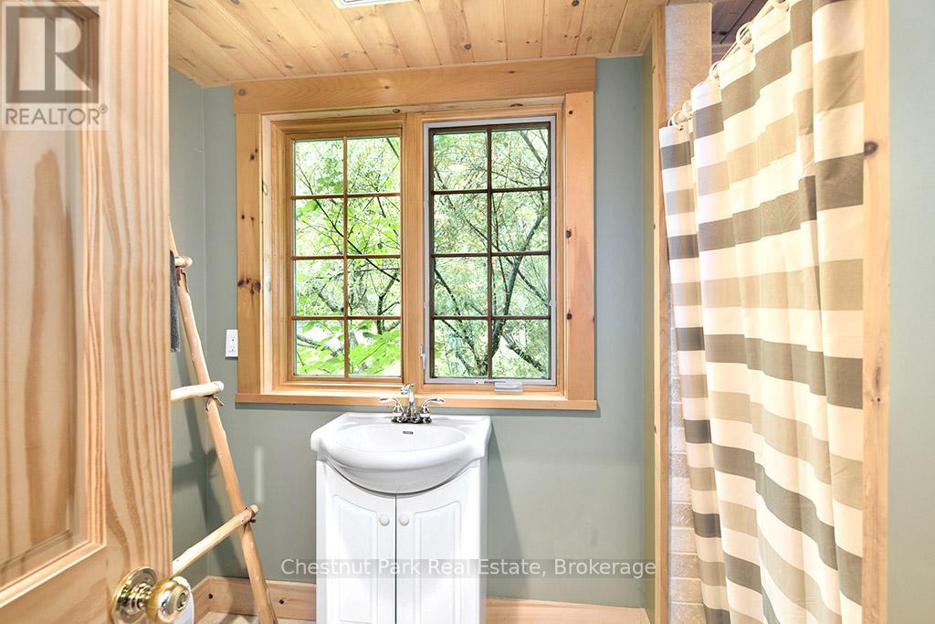 360605 160 Road, Grey Highlands, Ontario  N0C 1H0 - Photo 46 - X12369164