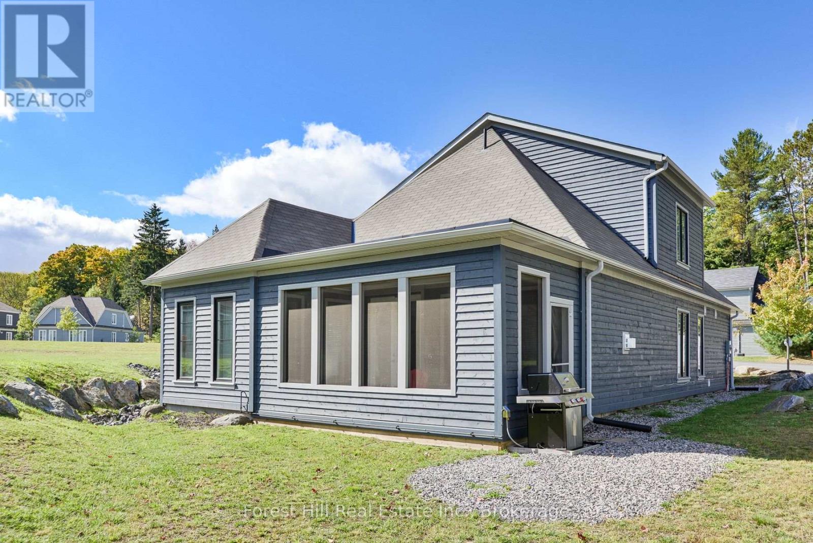 Unit 16 - 2054 Peninsula Road, Muskoka Lakes, Ontario  P0B 1G0 - Photo 20 - X12369294