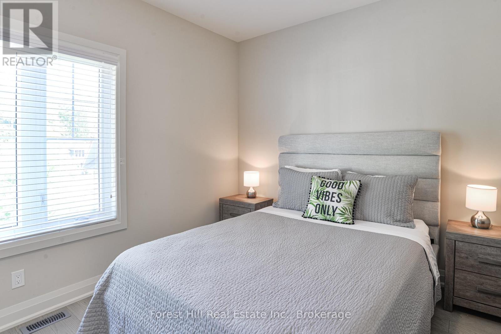Unit 16 - 2054 Peninsula Road, Muskoka Lakes, Ontario  P0B 1G0 - Photo 8 - X12369294