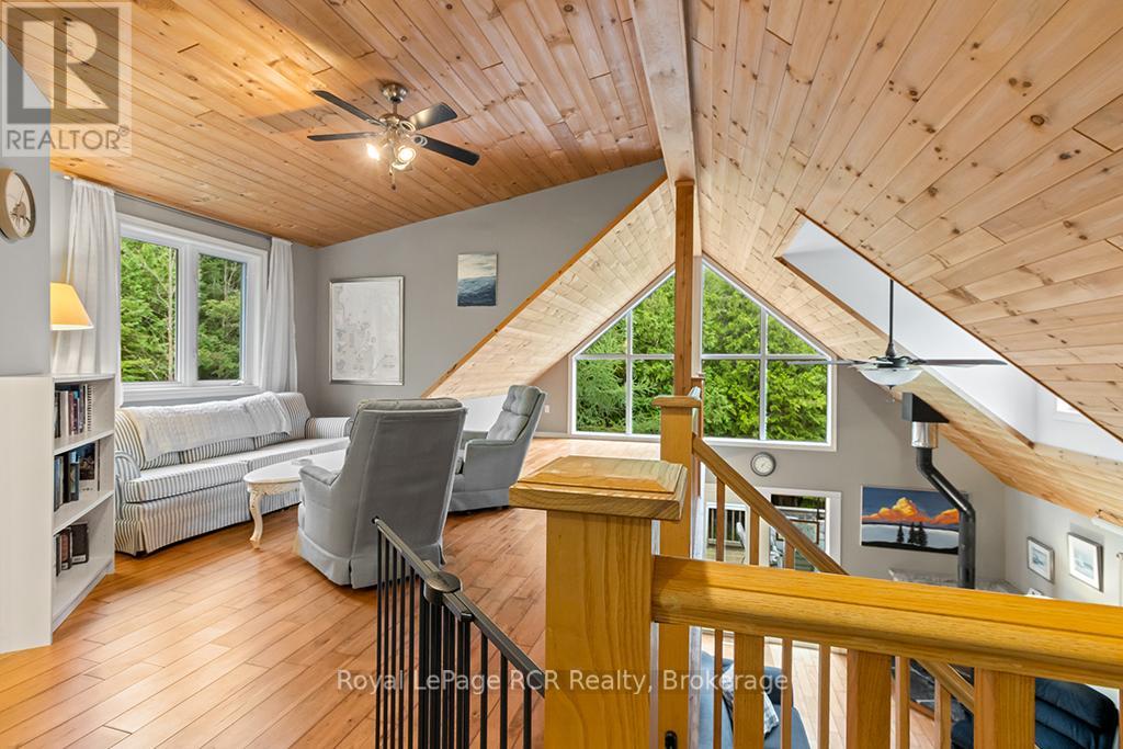 127 Lakewood Country Lane, Northern Bruce Peninsula, Ontario  N0H 1W0 - Photo 24 - X12369317