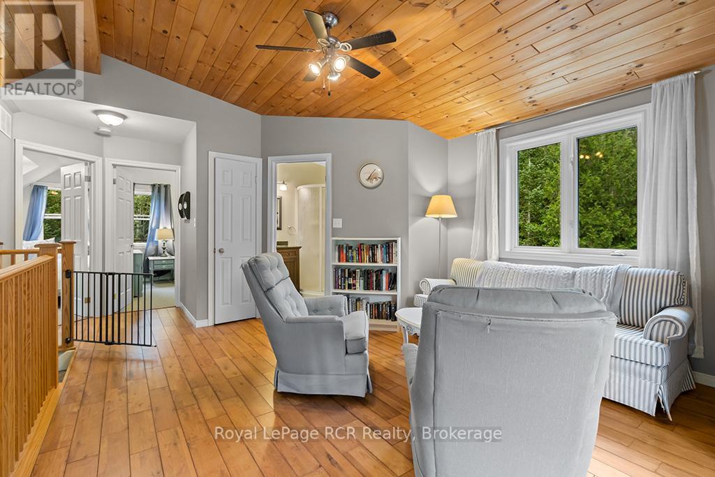 127 Lakewood Country Lane, Northern Bruce Peninsula, Ontario  N0H 1W0 - Photo 26 - X12369317