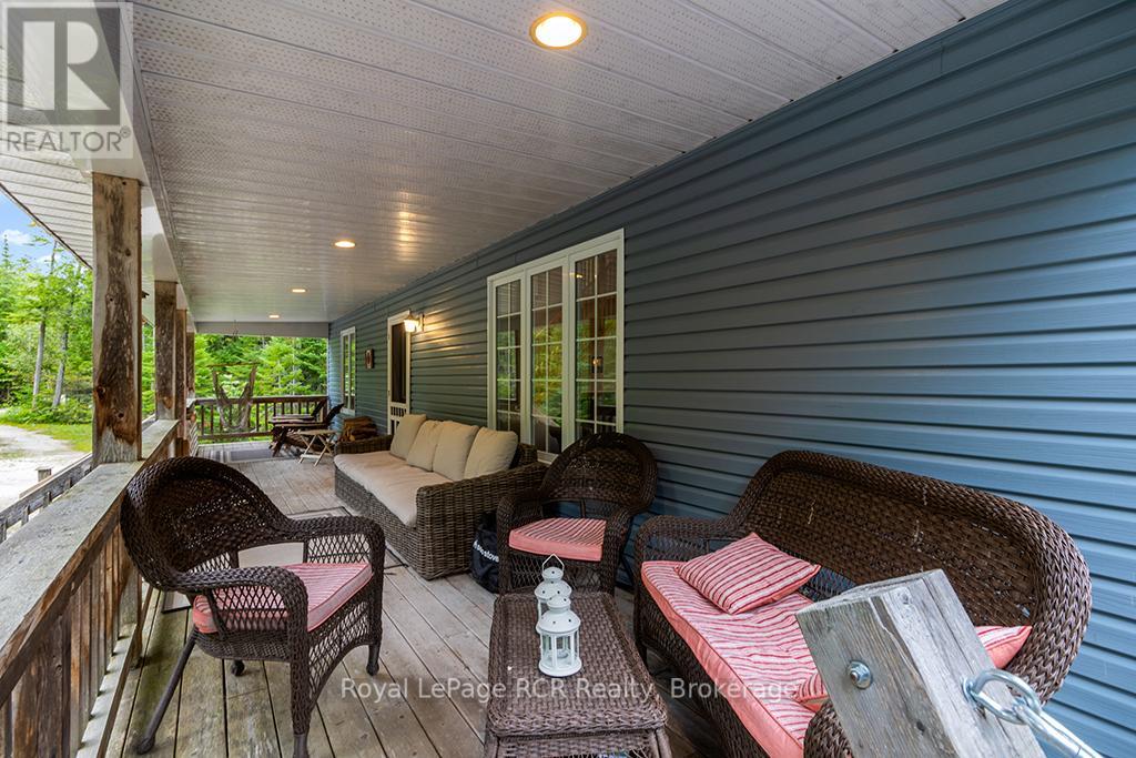 127 Lakewood Country Lane, Northern Bruce Peninsula, Ontario  N0H 1W0 - Photo 34 - X12369317