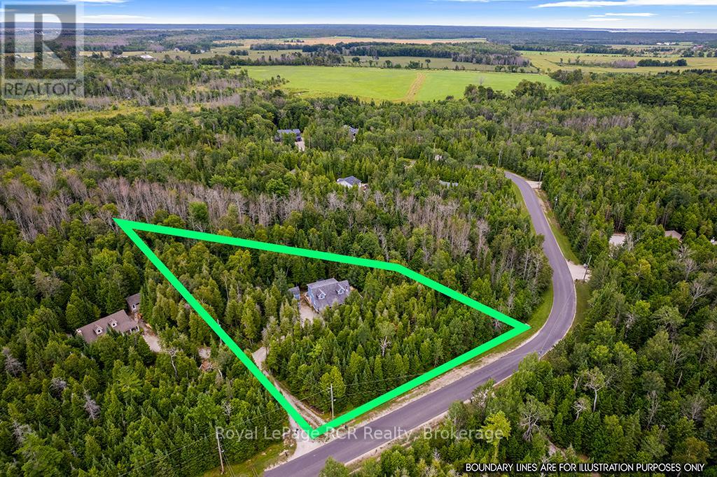 127 Lakewood Country Lane, Northern Bruce Peninsula, Ontario  N0H 1W0 - Photo 5 - X12369317