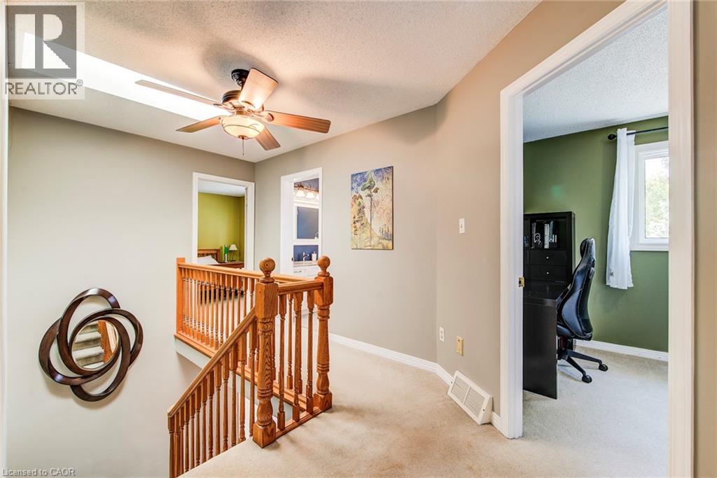 33 Tinatawa Court, Kitchener, Ontario  N2A 3G9 - Photo 28 - 40761134