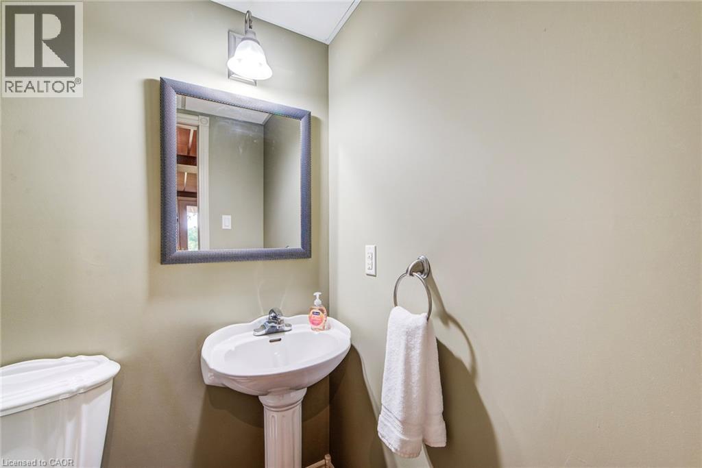 33 Tinatawa Court, Kitchener, Ontario  N2A 3G9 - Photo 47 - 40761134