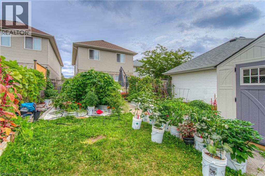 428 Wake Robin Crescent, Kitchener, Ontario  N2E 3L6 - Photo 25 - 40764266