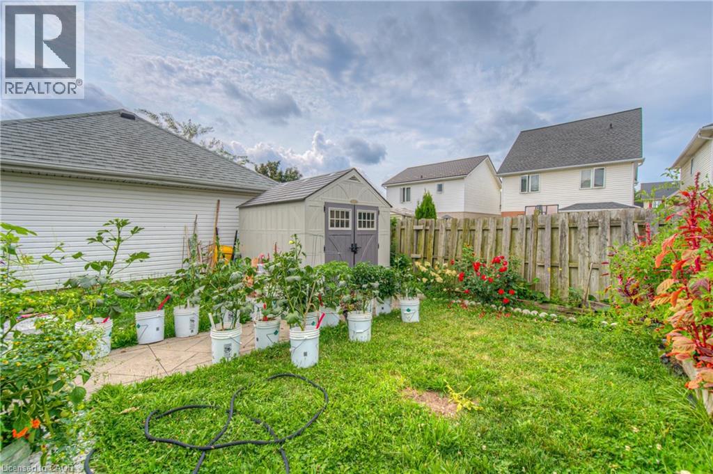 428 Wake Robin Crescent, Kitchener, Ontario  N2E 3L6 - Photo 26 - 40764266