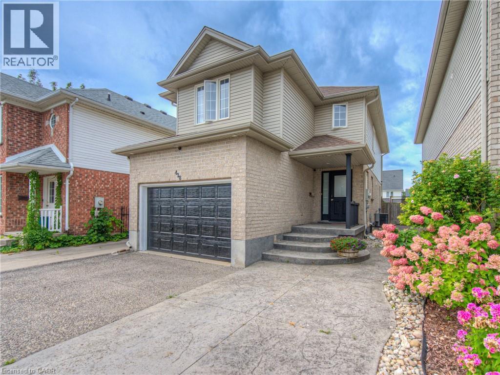 428 Wake Robin Crescent, Kitchener, Ontario  N2E 3L6 - Photo 3 - 40764266