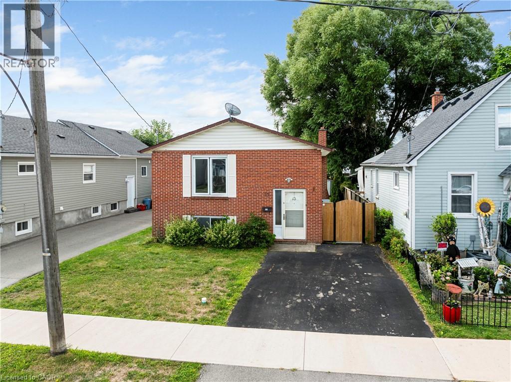 13 CUMMING Street, St. Catharines, Ontario
