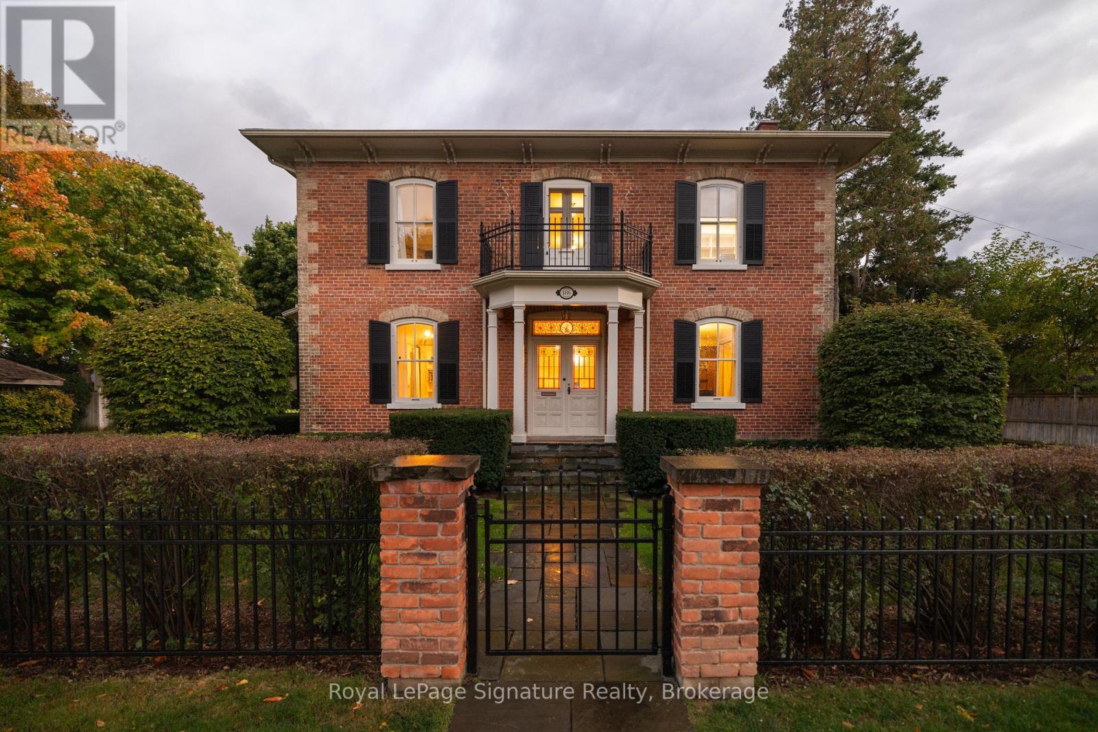 186 Third Street, Collingwood, Ontario  L9Y 1L1 - Photo 2 - S12369695