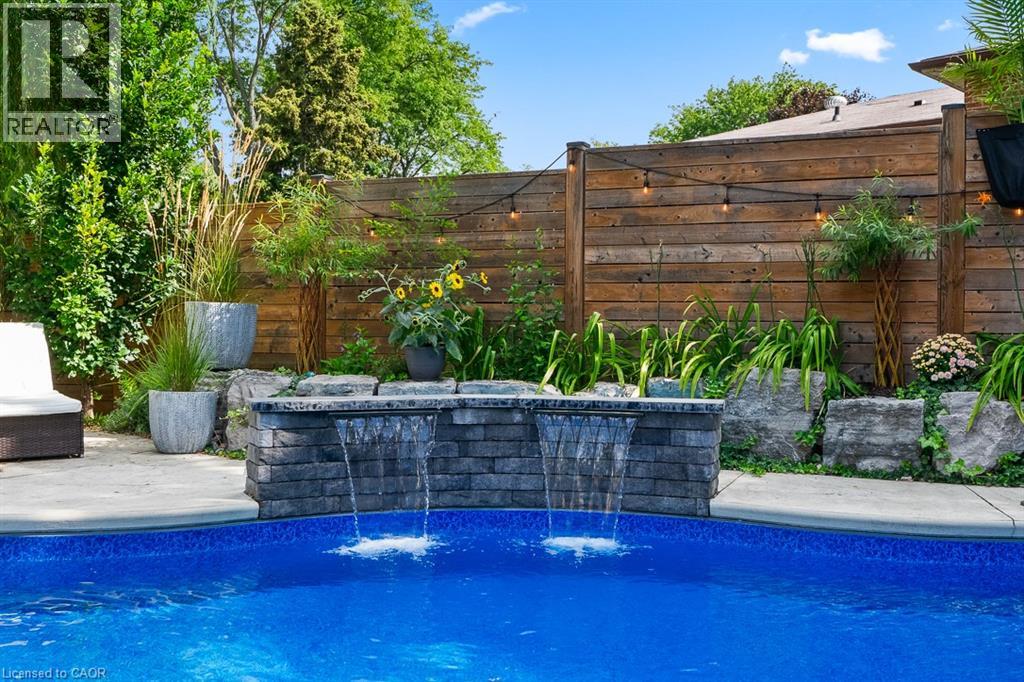 231 Southwood Court, Oakville, Ontario  L6L 5L9 - Photo 37 - 40764448
