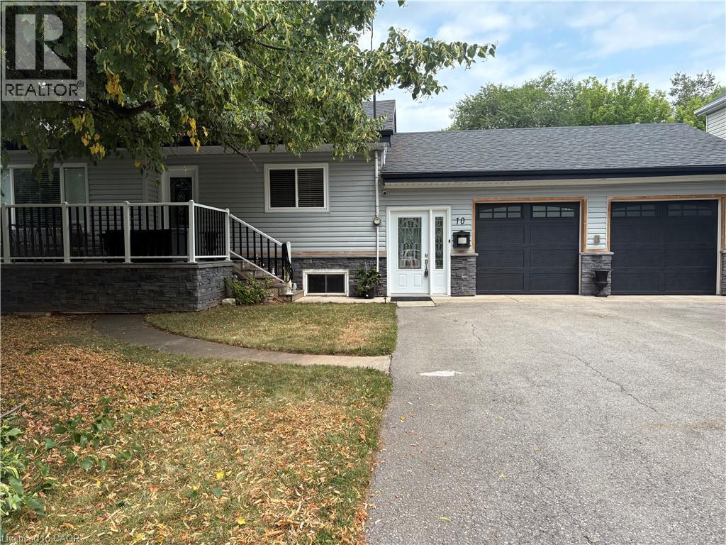 10 Lincoln Avenue, Grimsby, Ontario  L3M 1Y4 - Photo 2 - 40764336