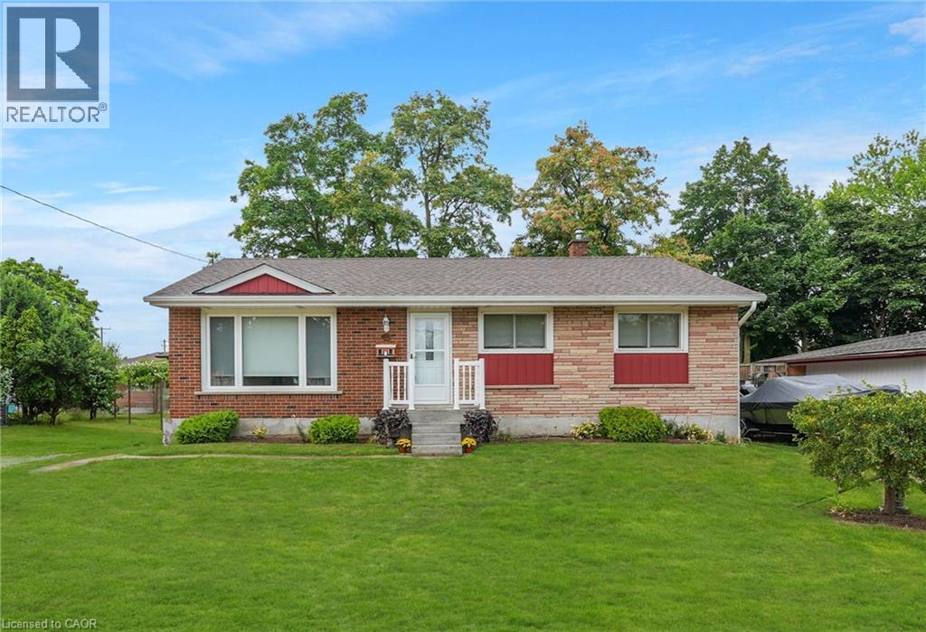 11 KELSON Avenue N, Grimsby, Ontario