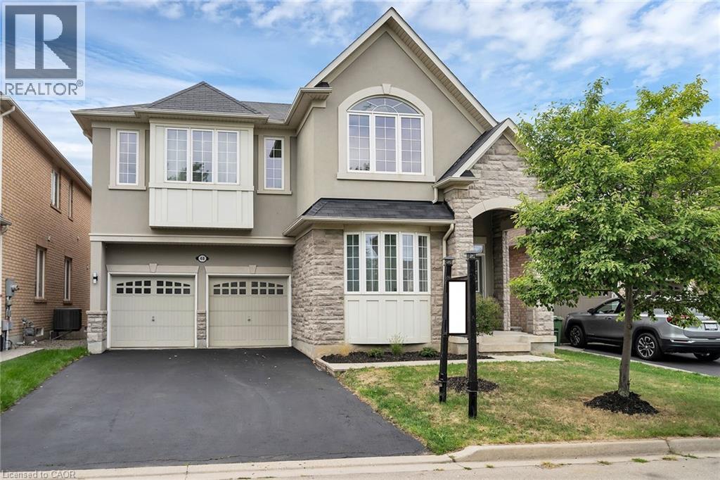 48 MONTREAL Circle, Hamilton, Ontario