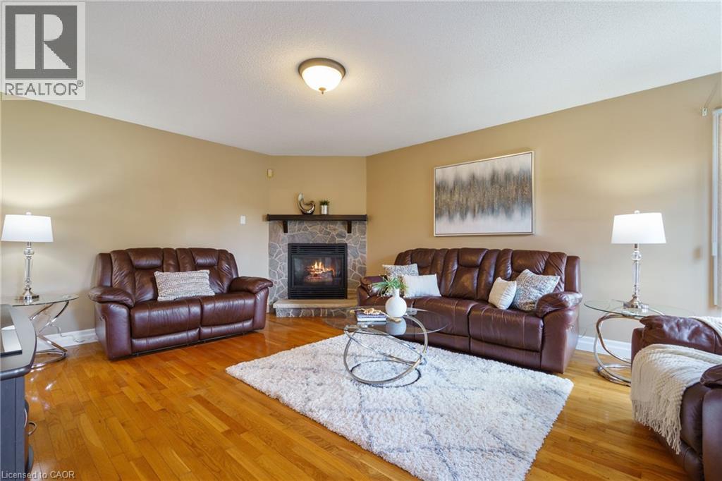 6451 Alderwood Trail, Mississauga, Ontario  L5N 6W8 - Photo 14 - 40764285