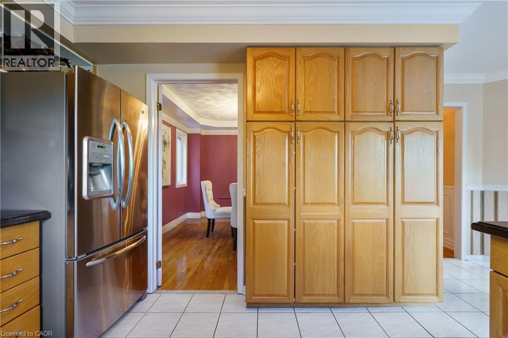6451 Alderwood Trail, Mississauga, Ontario  L5N 6W8 - Photo 20 - 40764285