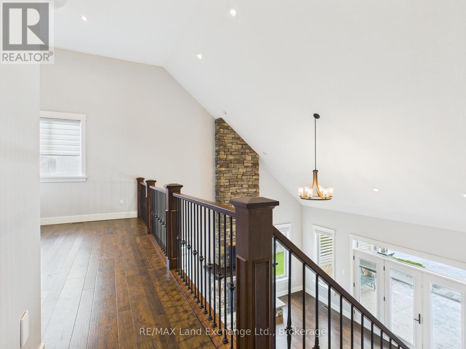 24 Lakefield Drive, Kincardine, Ontario  N2Z 2N8 - Photo 22 - X12369868