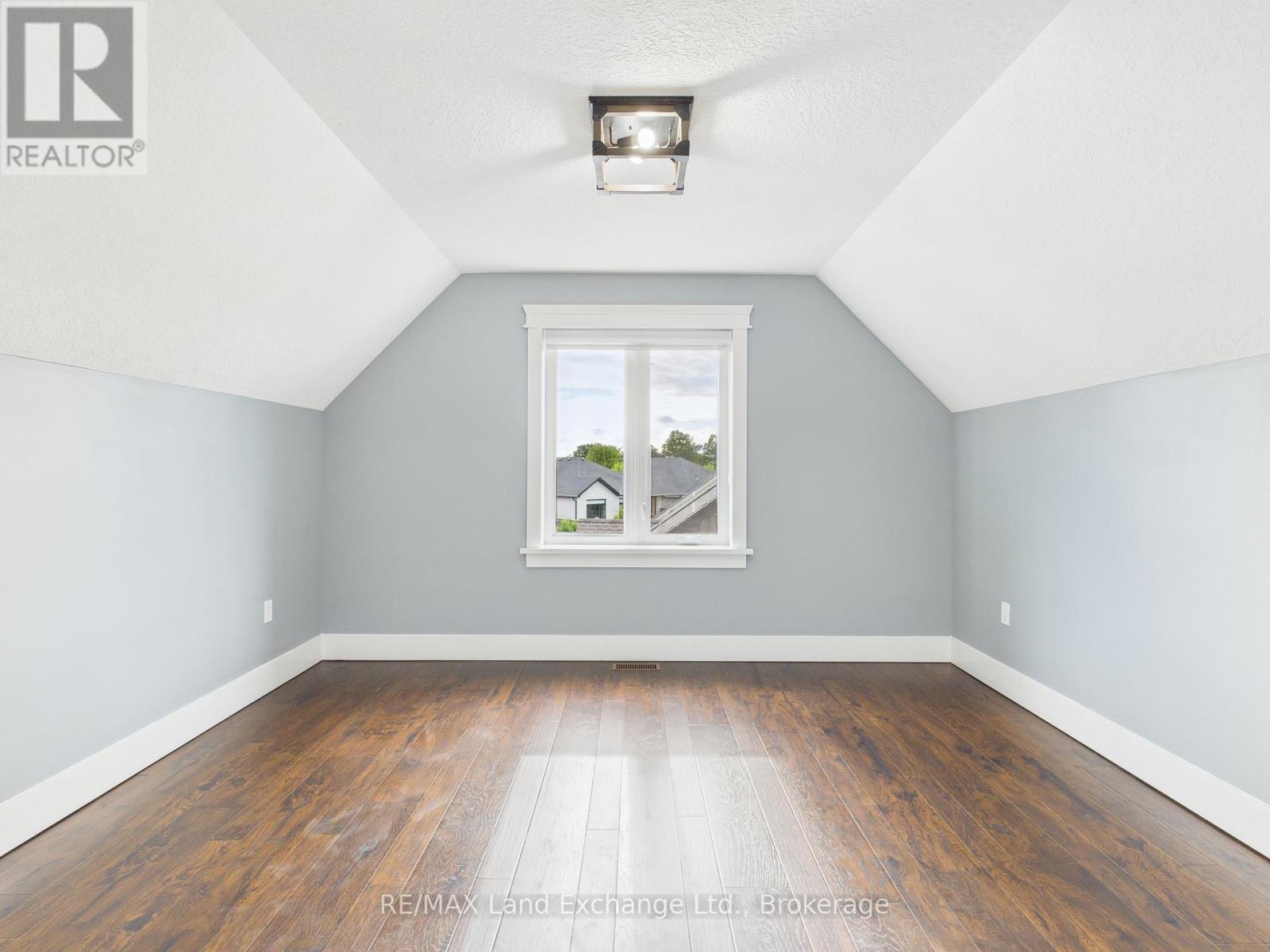 24 Lakefield Drive, Kincardine, Ontario  N2Z 2N8 - Photo 25 - X12369868