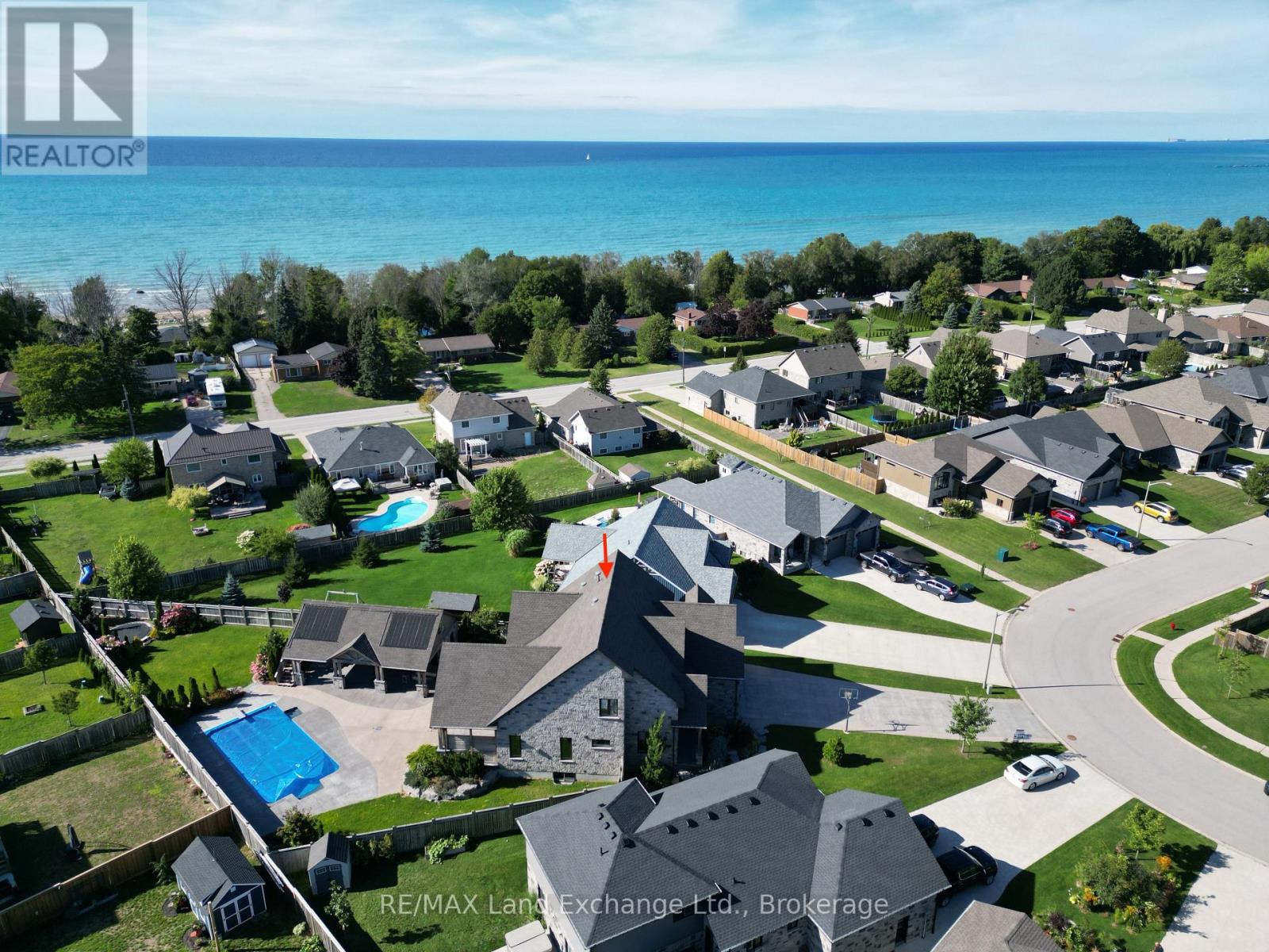24 Lakefield Drive, Kincardine, Ontario  N2Z 2N8 - Photo 42 - X12369868