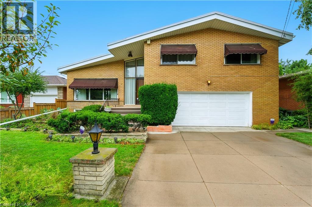 16 SOUTHILL Drive, Hamilton, Ontario