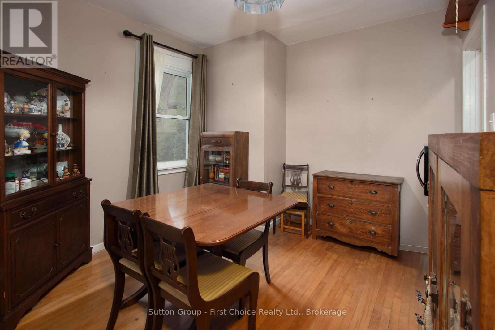 43 Normandy Drive, Stratford, Ontario  N5A 6A4 - Photo 15 - X12370075