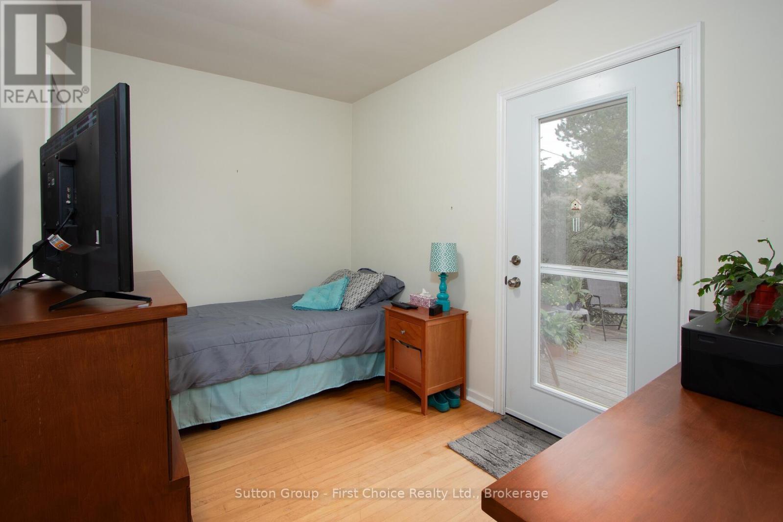 43 Normandy Drive, Stratford, Ontario  N5A 6A4 - Photo 21 - X12370075