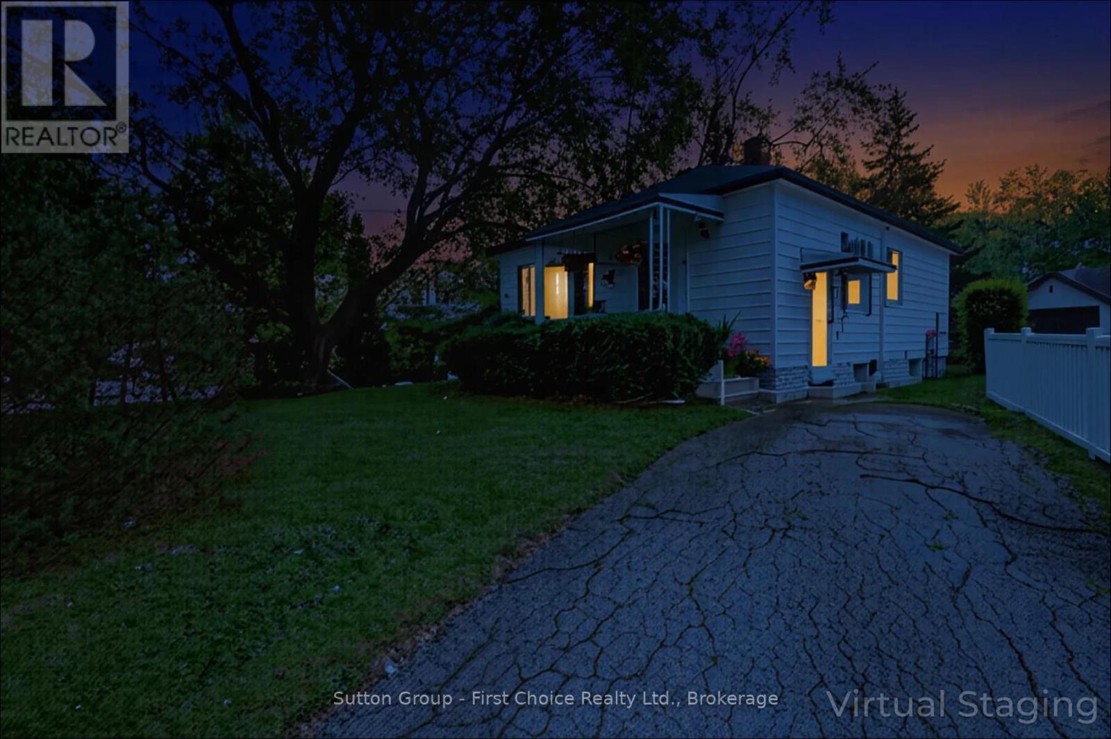 43 Normandy Drive, Stratford, Ontario  N5A 6A4 - Photo 5 - X12370075