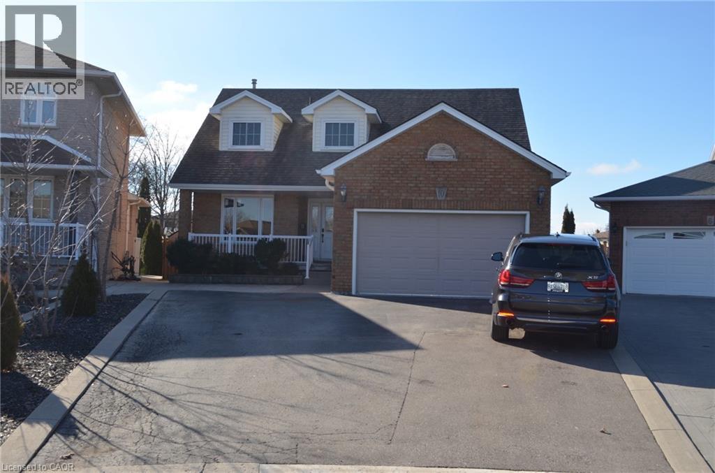 10 ERMINIA Court Unit# Basement, Hamilton, Ontario