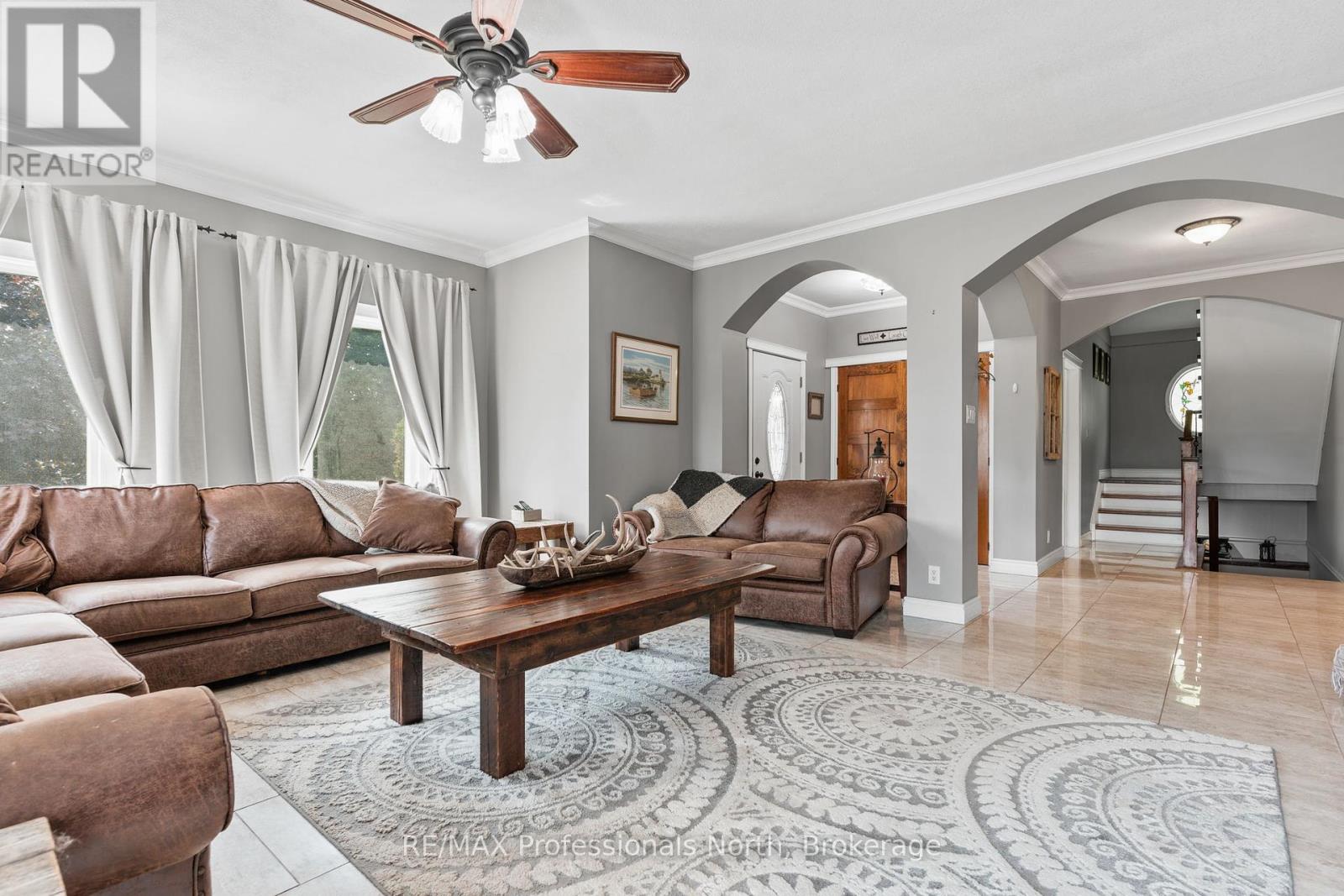 3981 Deep Bay Road, Minden Hills, Ontario  K0M 2K0 - Photo 7 - X12370203