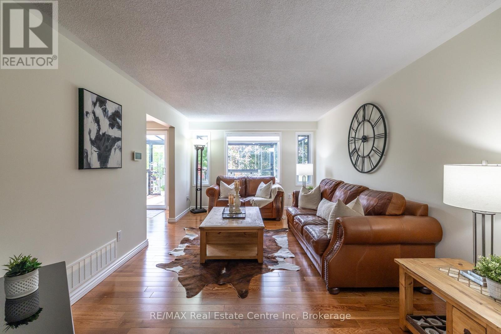 31 Bushmills Crescent, Guelph, Ontario  N1K 1T6 - Photo 19 - X12370208